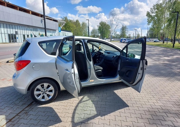 Opel Meriva cena 29900 przebieg: 184600, rok produkcji 2013 z Krotoszyn małe 529